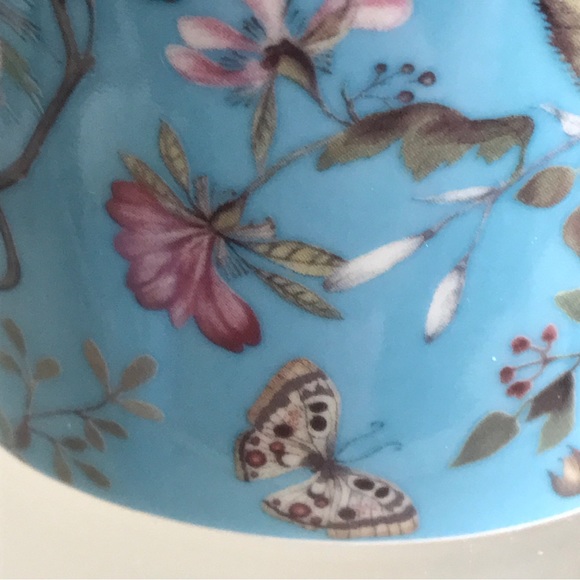 Set Of 2 GRACE TEAWARE White Peony W/Turquoise Background Small Coffee Mugs NWOT - Picture 9 of 15